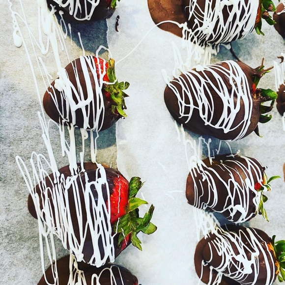 Other Selling Chocolate Covered Strawberries Poshmark